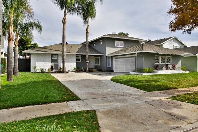 1811 Stonehenge Dr, Tustin, CA 92780