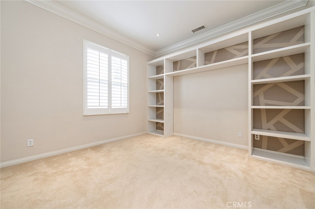 MLS #OC25261172 image #30