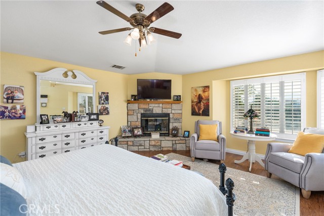 Detail Gallery Image 21 of 73 For 12325 Stuveling St, Oak Hills,  CA 92344 - 4 Beds | 2 Baths