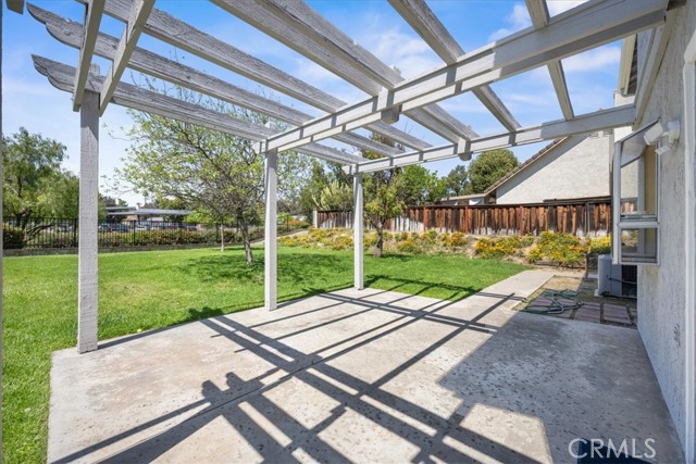 41880 Humber Dr., Temecula CA: https://media.crmls.org/medias/98a5b1dd-e73c-4aa8-939e-3c25cd1a094b.jpg