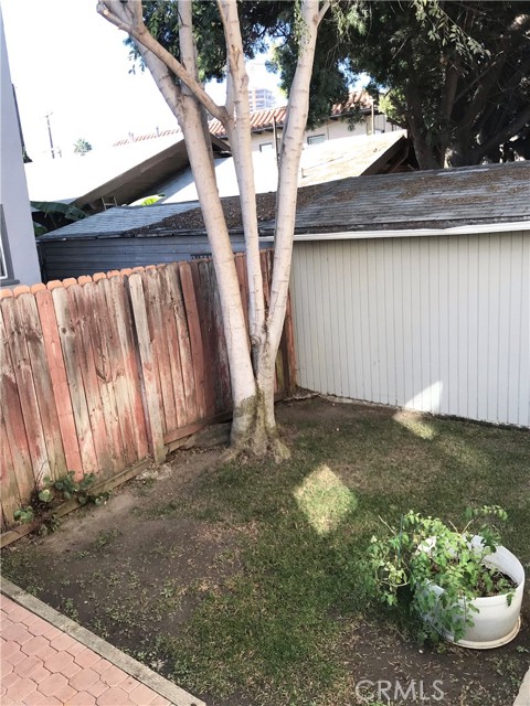 1116 E Appleton Street, Long Beach CA: https://media.crmls.org/medias/98a64751-97cc-4ad1-a15b-56005d7c4fef.jpg