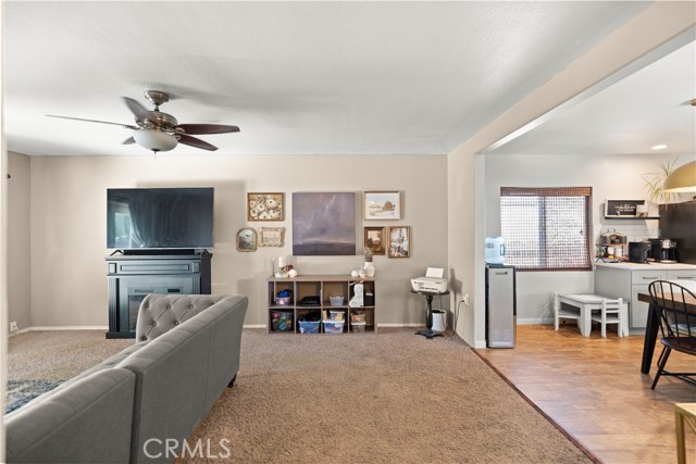 2608 Temple Lane, Bakersfield CA: https://media.crmls.org/medias/98a6f2da-731e-4497-a484-64073003cbc9.jpg