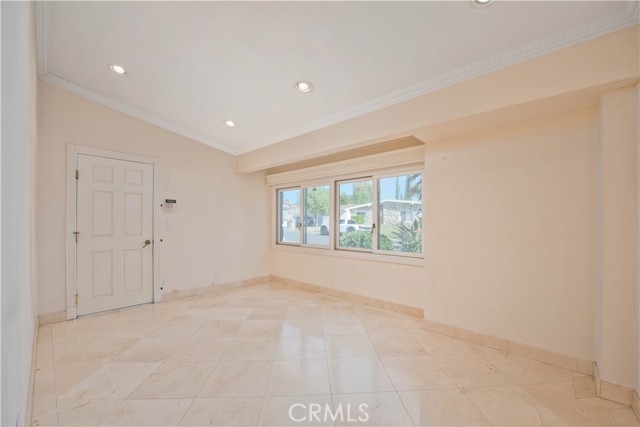 Detail Gallery Image 19 of 32 For 12521 Nedra, Granada Hills,  CA 91344 - 5 Beds | 4 Baths