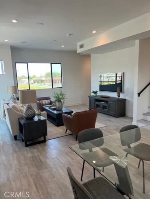 6719 Sepulveda Boulevard, Van Nuys CA: https://media.crmls.org/medias/98aa64c4-b23e-4315-ae47-bd48e474fa09.jpg