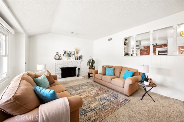 Detail Gallery Image 7 of 56 For 5427 Edgemere Dr, Torrance,  CA 90503 - 4 Beds | 3 Baths