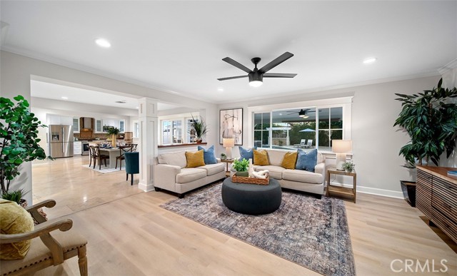 Detail Gallery Image 28 of 59 For 2039 S Eileen Dr, Anaheim,  CA 92802 - 4 Beds | 3 Baths