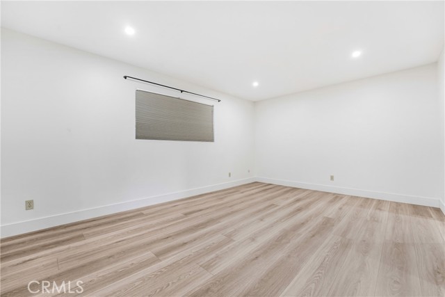 Detail Gallery Image 17 of 26 For 437 Ivy St #4,  Glendale,  CA 91204 - 2 Beds | 1/1 Baths