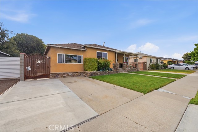 3 Bed Home for Sale in Compton, California