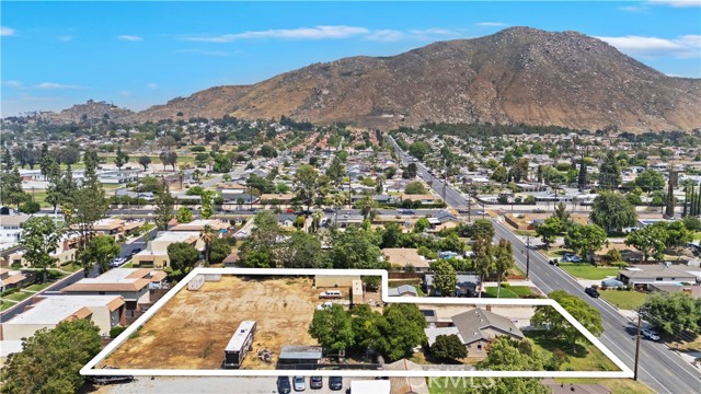 Detail Gallery Image 51 of 58 For 22432 Van Buren St, Grand Terrace,  CA 92313 - 4 Beds | 2 Baths