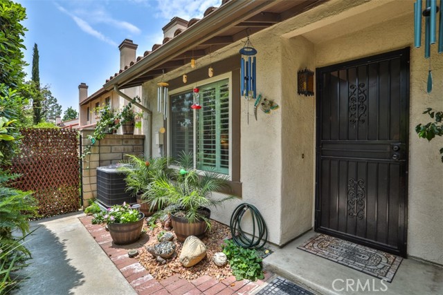 9793 Louise Way, Rancho Cucamonga CA: https://media.crmls.org/medias/98ac8c0c-9681-4cc6-8639-765b7266f14e.jpg