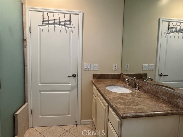 458 S Clark Drive, Beverly Hills CA: https://media.crmls.org/medias/98ad6e11-c728-4c77-af65-5f37544bc1e6.jpg