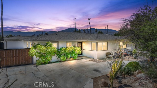 Detail Gallery Image 1 of 43 For 82245 Sierra Ave, Indio,  CA 92201 - 3 Beds | 2 Baths