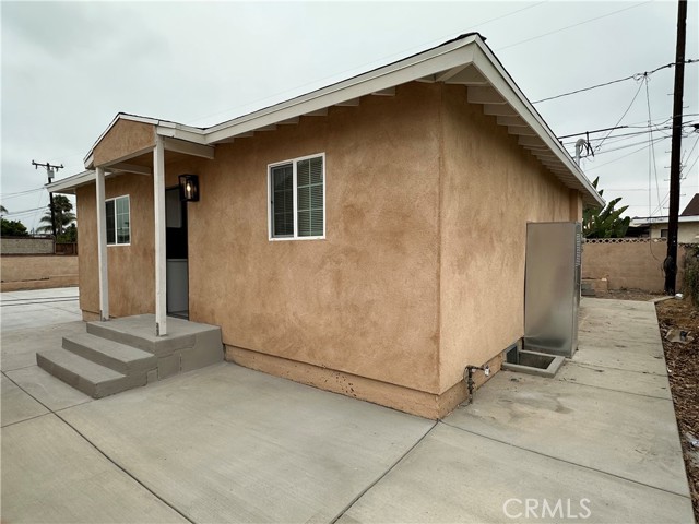9517 Stoakes Avenue, Downey CA: https://media.crmls.org/medias/98ae5f4e-996f-4b2c-a84f-ab554f15075c.jpg