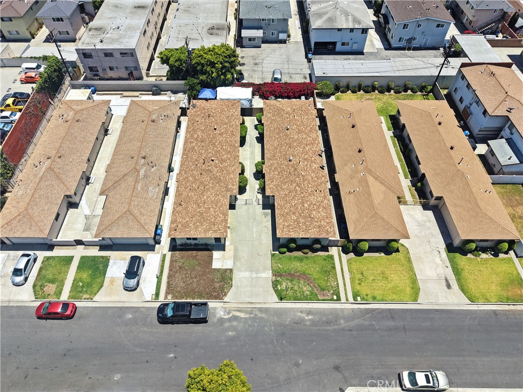 https://media.crmls.org/medias/98aeade3-4802-478a-bef3-8ee0d1b53393.jpg?preset=X-Large