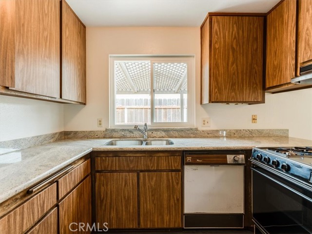 Detail Gallery Image 12 of 60 For 1516 E Fesler St, Santa Maria,  CA 93454 - 3 Beds | 2 Baths