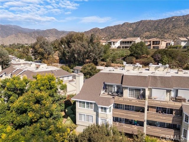 Detail Gallery Image 37 of 39 For 1053 Lakeview, Azusa,  CA 91702 - 2 Beds | 2 Baths