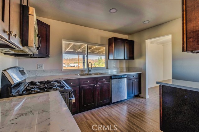 Detail Gallery Image 18 of 95 For 39525 San Ignacio Rd, Hemet,  CA 92544 - 3 Beds | 2 Baths