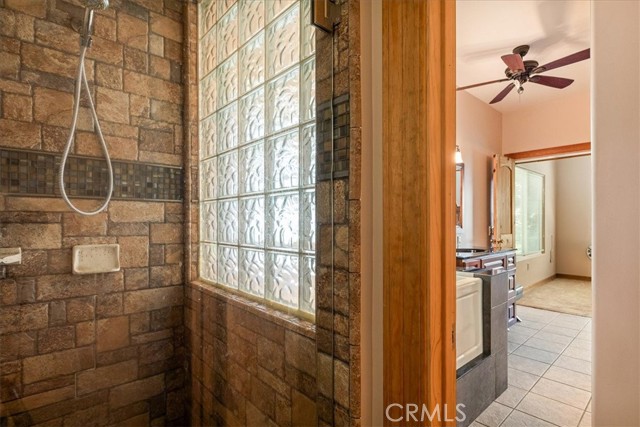 Detail Gallery Image 18 of 25 For 1053 Lausanne Dr, Crestline,  CA 92325 - 3 Beds | 2/1 Baths