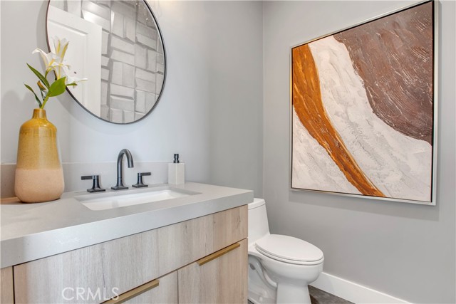 2380 Scenic Ridge Dr, Chino Hills CA: https://media.crmls.org/medias/98b1b3ba-e787-4d9c-b56a-8790bae08a37.jpg