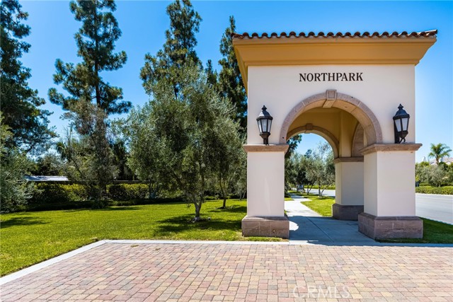 92 Chula Vista, Irvine CA: https://media.crmls.org/medias/98b1cb65-f7ac-41f7-8be0-69c7ebc80aa8.jpg