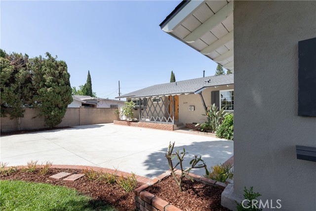 Image 3 for 609 S Kenmore St, Anaheim, CA 92804