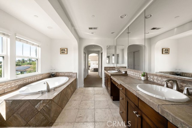 Detail Gallery Image 13 of 24 For 2602 Canto Rompeolas, San Clemente,  CA 92673 - 5 Beds | 4/1 Baths