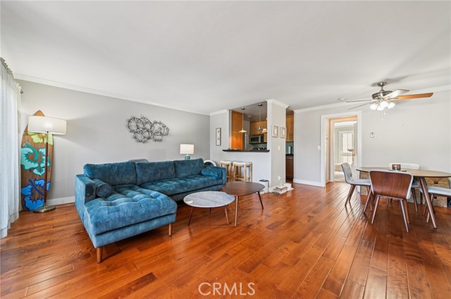 641 Prospect Avenue, Redondo Beach, California 90277, 1 Bedroom Bedrooms, ,1 BathroomBathrooms,Residential,For Sale,Prospect,SB25233128