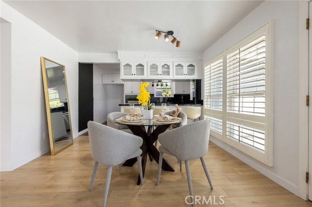 11012 Montgomery Avenue, Granada Hills CA: https://media.crmls.org/medias/98b3e009-4f55-47f5-9716-591651463c12.jpg