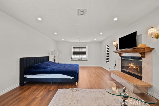 Detail Gallery Image 18 of 41 For 31373 Angeles Forest, Palmdale,  CA 93550 - 4 Beds | 3 Baths