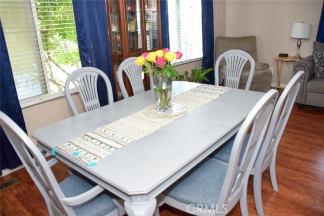 Detail Gallery Image 8 of 13 For 19850 Arrow Hwy #E6,  Covina,  CA 91724 - 2 Beds | 2 Baths