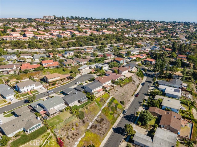 28303 Ella Road, Rancho Palos Verdes, California 90275, 3 Bedrooms Bedrooms, ,2 BathroomsBathrooms,Residential,Sold,Ella,PV21205489