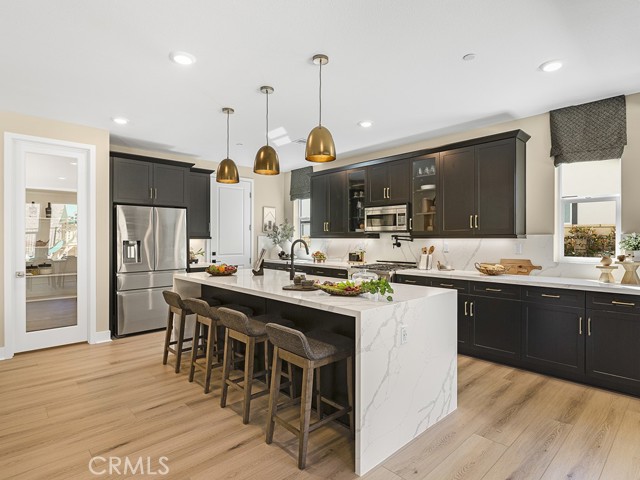 Detail Gallery Image 12 of 45 For 30110 Crestline Court, Castaic,  CA 91384 - 4 Beds | 3/1 Baths