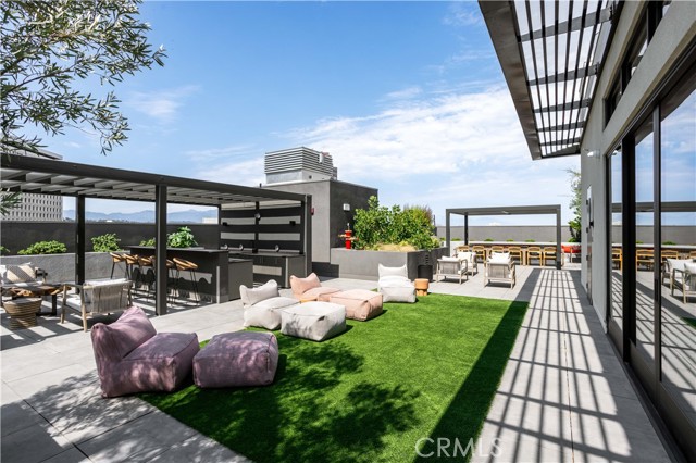 118 Astronaut Ellison S Onizuka Street, Los Angeles CA: https://media.crmls.org/medias/98b5cf01-501e-4182-9e98-726693563ae8.jpg