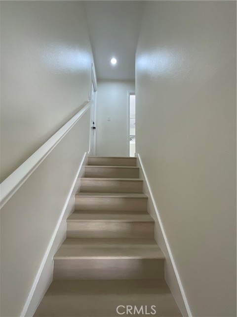 2641 Santa Ana Avenue, Costa Mesa CA: https://media.crmls.org/medias/98b6d099-6a4d-4d5a-a93b-138fe7dcc4b8.jpg