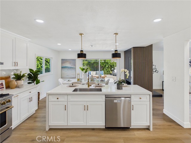 Detail Gallery Image 7 of 33 For 1547 E San Alto, Orange,  CA 92865 - 4 Beds | 2 Baths