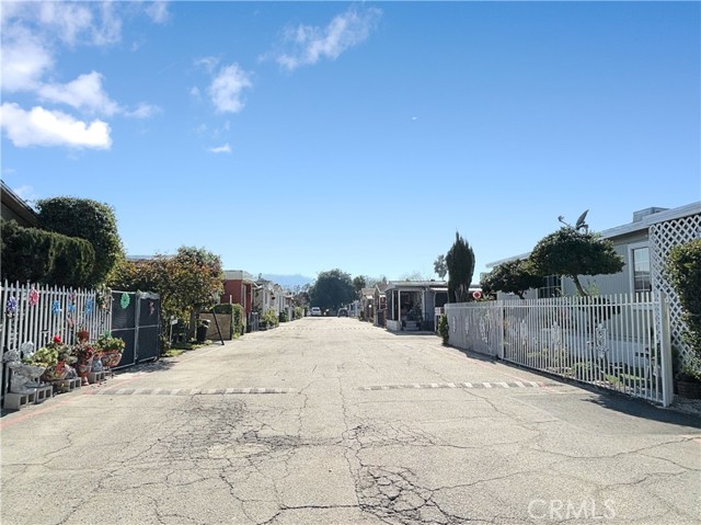 Image 6 of 17 For 13720 Valley Boulevard