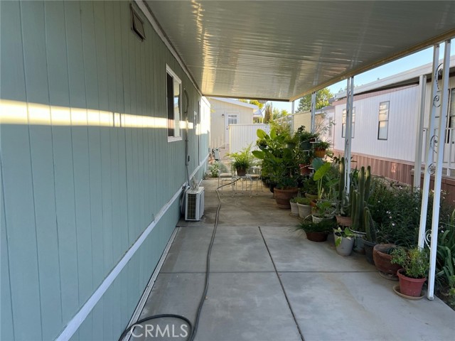 2550 E AVENUE I, Lancaster CA: https://media.crmls.org/medias/98b87d79-1f93-4cbc-916a-de020421df80.jpg