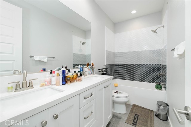 Detail Gallery Image 13 of 22 For 5 Hideaway, Mission Viejo,  CA 92692 - 4 Beds | 3/1 Baths