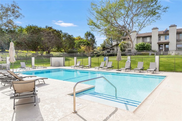 Detail Gallery Image 31 of 31 For 12 Sunstream, Irvine,  CA 92603 - 2 Beds | 2/1 Baths