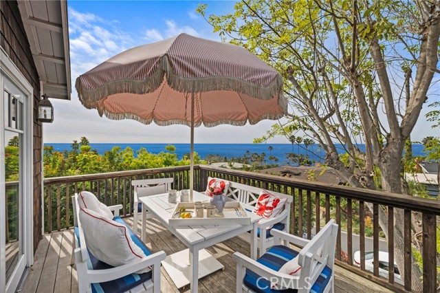 Detail Gallery Image 4 of 66 For 30842 Driftwood Dr, Laguna Beach,  CA 92651 - 3 Beds | 3/1 Baths