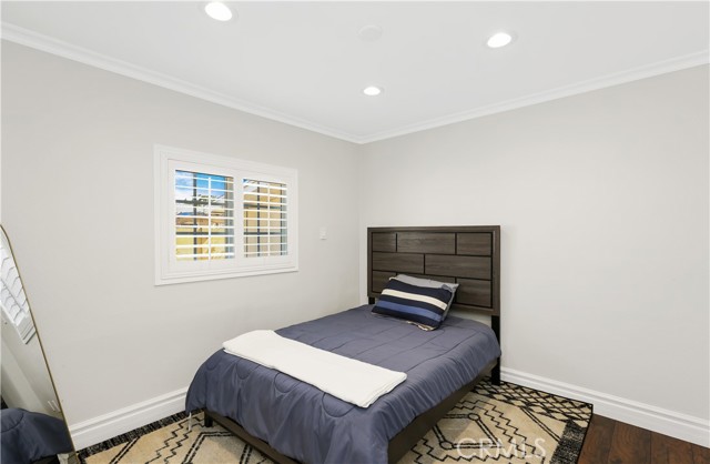 2279 W Falmouth Avenue, Anaheim CA: https://media.crmls.org/medias/98bafa15-a896-40f2-9867-19d5b1d897fa.jpg