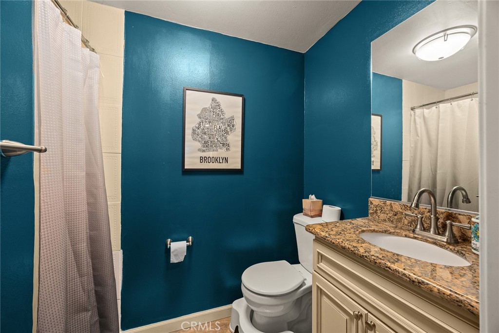 https://media.crmls.org/medias/98bafcb9-ccea-46b6-af01-99ead989f012.jpg?preset=X-Large