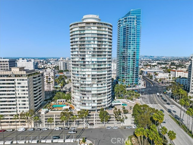 Detail Gallery Image 1 of 1 For 700 E Ocean Bld #705,  Long Beach,  CA 90802 - 2 Beds | 2 Baths