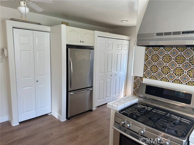 Detail Gallery Image 4 of 21 For 4313 Shadyglade Ave, Studio City,  CA 91604 - 3 Beds | 2 Baths