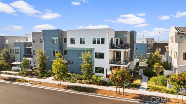 Detail Gallery Image 24 of 47 For 187 Biome, Irvine,  CA 92618 - 2 Beds | 2 Baths