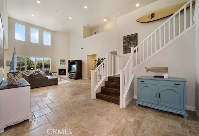 Detail Gallery Image 3 of 33 For 5572 Thoroughbred St, Oceanside,  CA 92057 - 4 Beds | 3/1 Baths