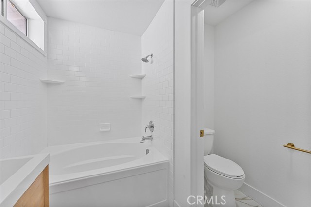 Image 15 of 33 For 17837 Autry Court