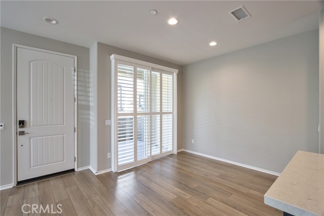Detail Gallery Image 6 of 22 For 31435 Calle Luna, Temecula,  CA 92592 - 3 Beds | 2 Baths
