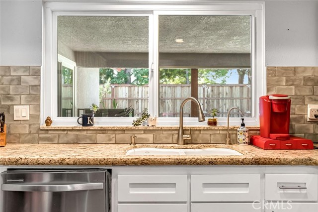 Detail Gallery Image 15 of 35 For 6597 N Haslam, Fresno,  CA 93711 - 3 Beds | 2 Baths