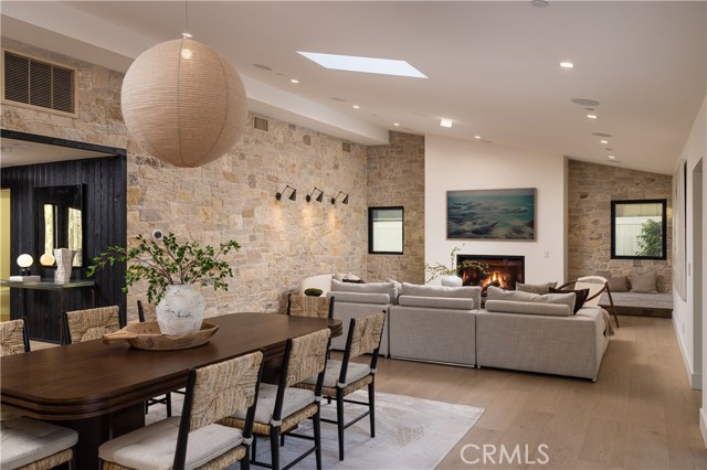 Detail Gallery Image 13 of 50 For 1524 Dolphin Ter, Corona Del Mar,  CA 92625 - 3 Beds | 3/1 Baths